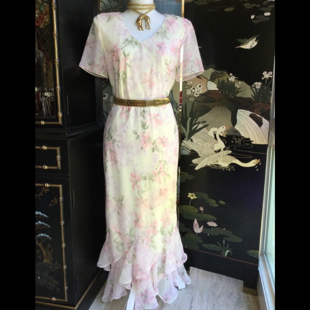 Watercolor Romance Skirt Set. B3